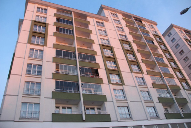 Erzurum’da 6'ncı kattan düşen yaşlı kadın hayatını kaybetti - Resim: 0