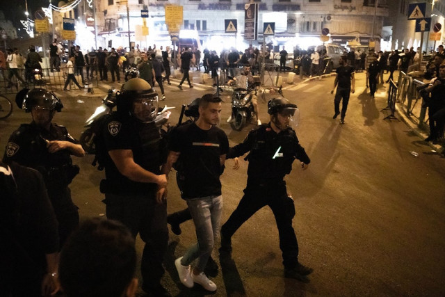 İsrail Mescid-i Aksa'da zulmünü artırdı! Türkiye'den üst üste tepki yağıyor fanatiklerden işgal hazırlığı - Resim: 1