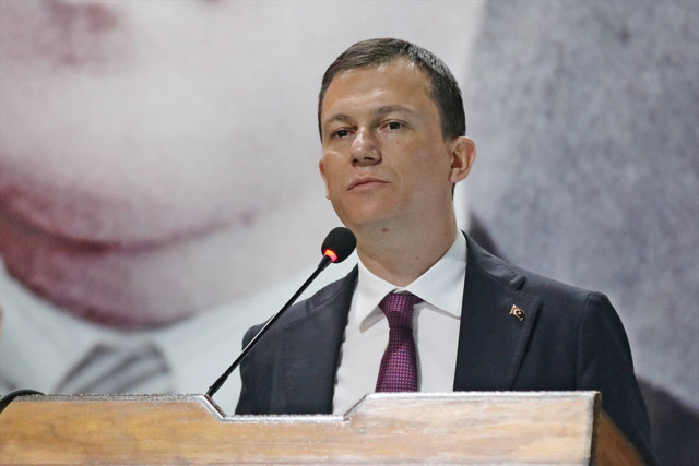 AK Parti Genel Sekreteri Fatih Şahin'den Ali Babacan'a tepki: Riyakarlık, sahtekarlık - Resim: 0