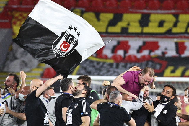 Göztepe- Beşiktaş Süper Lig maç sonucu: 1-2 - Resim: 0