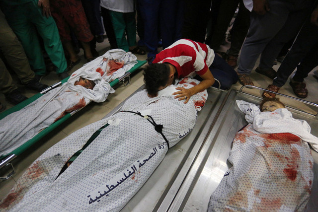 İsrail saldırısında ailesinden geriye sadece beş aylık bebeği kaldı - Resim: 0