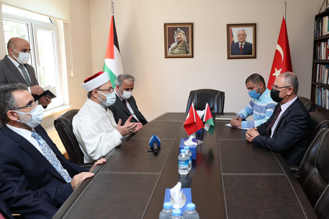 Diyanet İşleri Başkanı Erbaş: İsrail terörünün bir an önce durdurulması gerek - Resim: 1