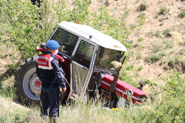 Nevşehir'in aradığı kayıp yaşlı adam! Kaza yapıp traktörle şarampole yuvarlanmış - Resim: 0