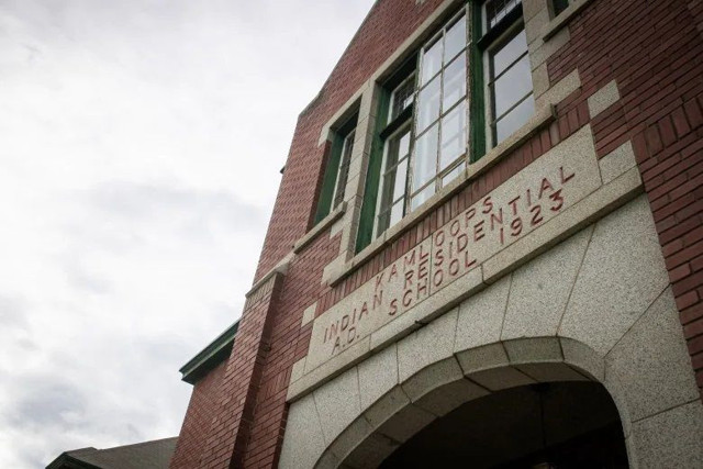 Kanada'da inanılmaz olay! Kapatılan okuldan 215 çocuğun cesedi çıktı... - Resim: 0