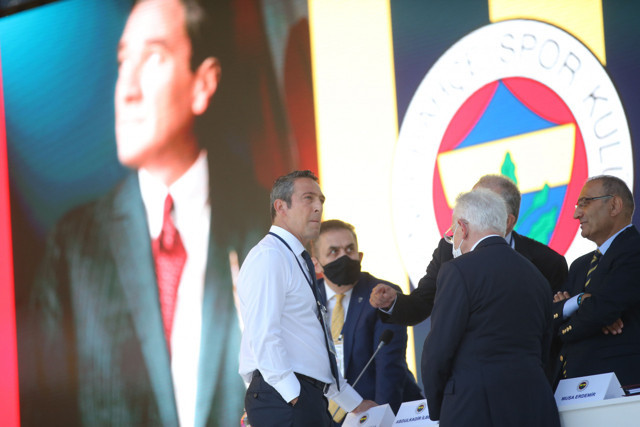 Fenerbahçe'de Olağan Seçimli Genel Kurul Toplantısı başladı - Resim: 3