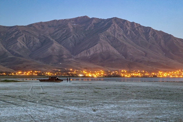 Kuraklık ve aşırı buharlaşma Van Gölü havzasındaki su kaynaklarını olumsuz etkiliyor - Resim: 0