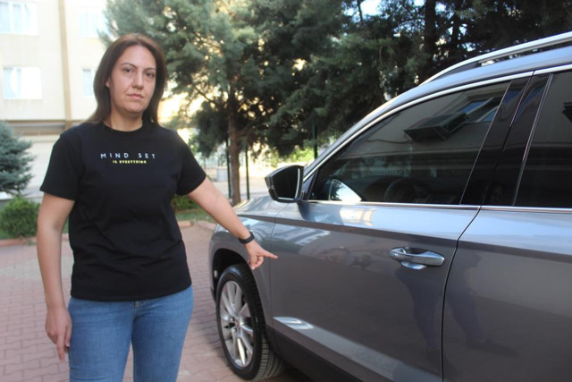 Gaziantep'te 400 bin TL'ye sıfır aldığı otomobil komşusu tarafından çizildi - Resim: 1