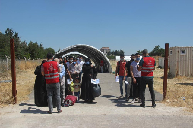 Suriyelilerin bayram için Kilis'ten ülkelerine yolculuğu başladı - Resim: 0