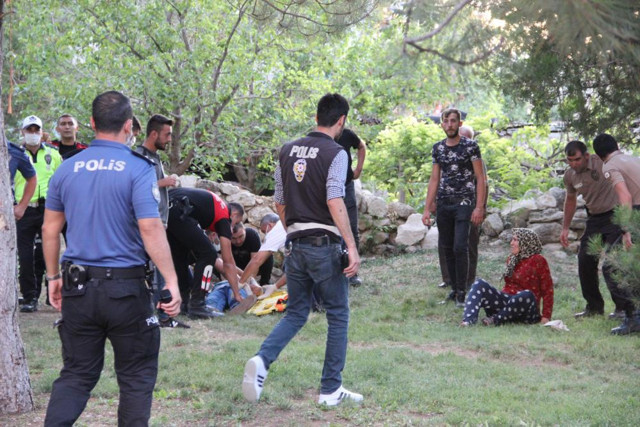 Karaman'da komşuların kavgasında cinayet! 6 kişi de yaralandı - Resim: 2