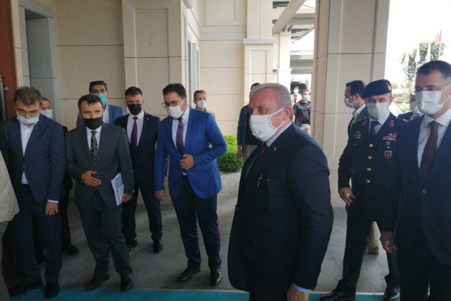 Meclis Başkanı Şentop Azerbaycan'a gitti - Resim: 0