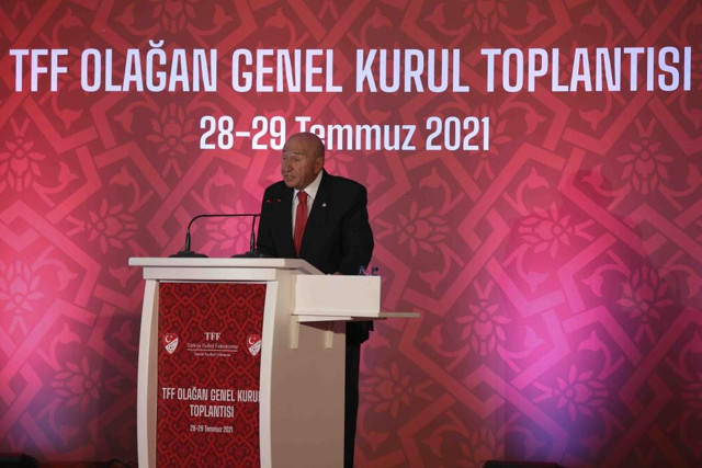 TFF Başkanı Nihat Özdemir'den Genel Kurul'da yabancı kuralı, VAR ve seyirci açıklaması - Resim: 0