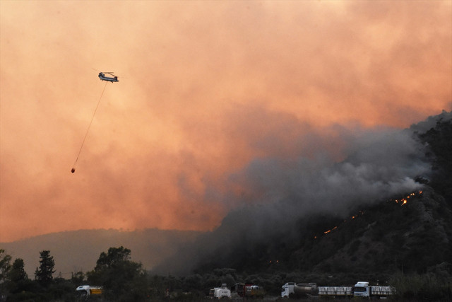 Manavgat Bodrum Milas Marmaris orman yangınlarında son durum Köyceğiz'de iki mahalle boşaltıldı - Resim: 12