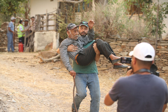 Bodrum, Marmaris, Köyceğiz, Milas yangınlarında son durum haberler kötü - Resim: 1