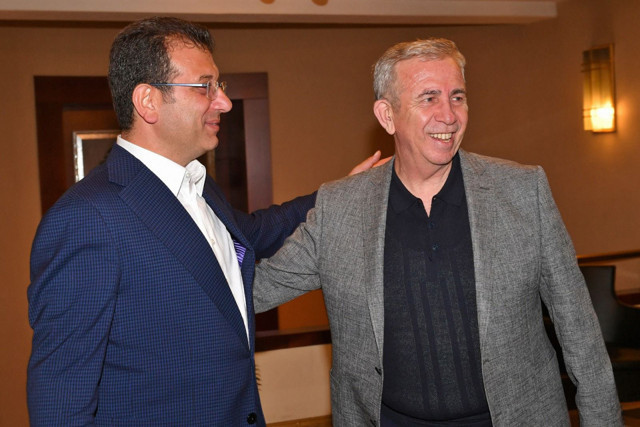 Ekrem İmamoğlu ve Dilek İmamoğlu'ndan Mansur Yavaş'a ziyaret - Resim: 0