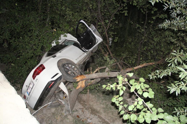 Erzincan'da trafik kazasında 10 aylık Beril öldü 7 kişi de yaralandı - Resim: 1