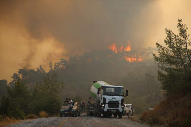 Bodrum, Marmaris, Köyceğiz, Milas yangınlarında son durum Bakan Pakdemirli güzel haberi duyurdu - Resim: 3