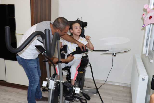 Cumhurbaşkanı Erdoğan talimat verdi 12 yaşındaki Yaren'in yüzü güldü - Resim: 2