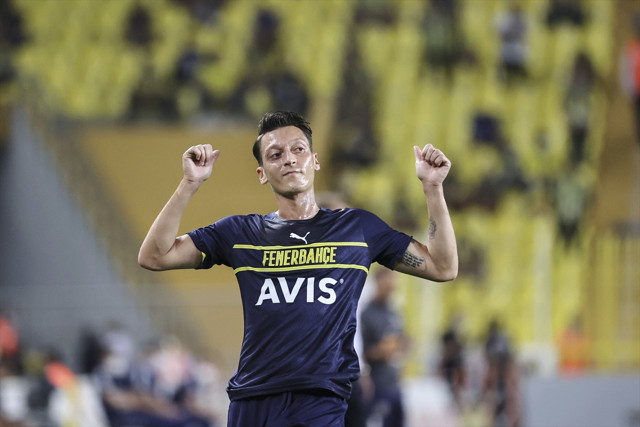 UEFA Avrupa Ligi'nde Helsinki'yi deviren Fenerbahçe tur için avantajı kaptı - Resim: 0