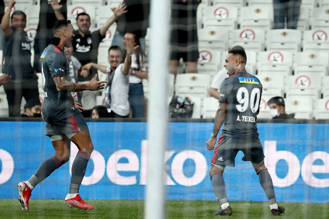 Beşiktaş-Fatih Karagümrük Süper Lig maç sonucu: 1-0 - Resim: 0