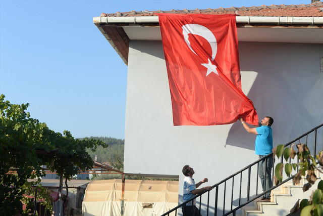 İdlib'ten acı haber! 2 asker şehit 3 asker yaralı! İşte şehitlerimizin isimleri - Resim: 1