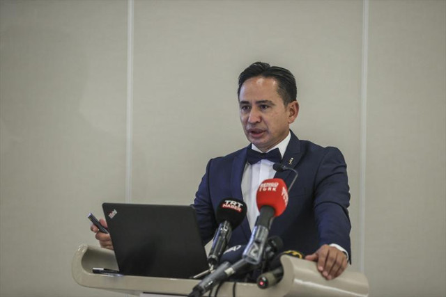 Prof. Dr. Demirkıran'dan korkutan açıklama: Kapattığımız yoğun bakımları tekrar açtık - Resim: 0