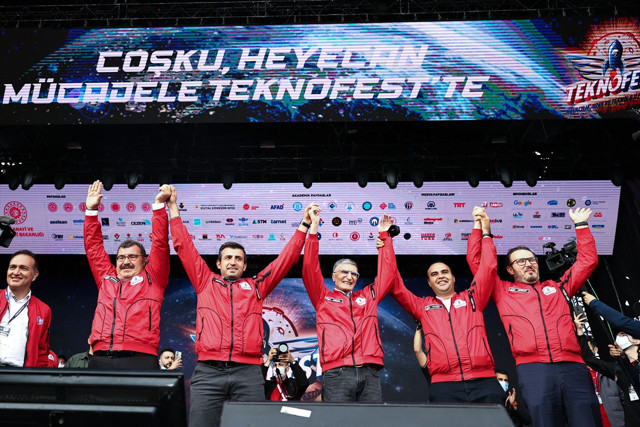 Aziz Sancar: Memleket sevgisi olmadan bir şey yapılmaz - Resim: 0