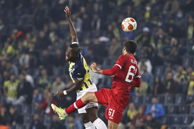 Fenerbahçe Royal Antwerp maçı golleri ve geniş özeti - Resim: 1