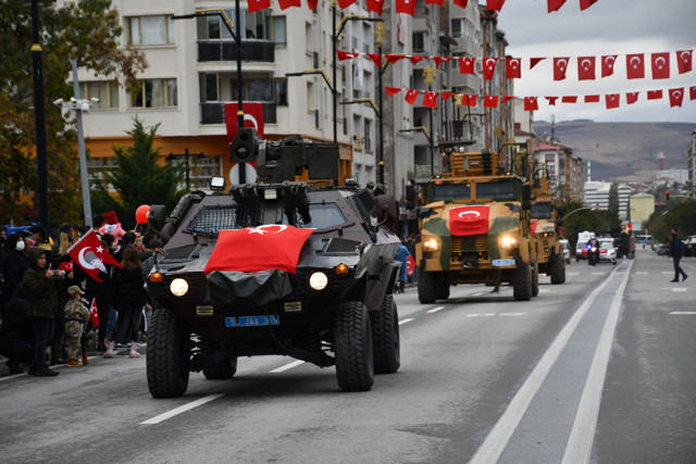 Cumhuriyet 98 yaşında! 'Cumhuriyeti 2023 hedeflerine ulaştırmakta kararlıyız' - Resim: 9