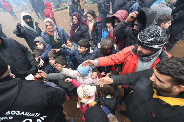 Rus savaş uçakları Belarus hava sahasında devriye uçuşu gerçekleştirdi - Resim: 0