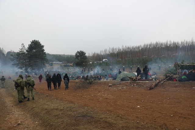 Rus savaş uçakları Belarus hava sahasında devriye uçuşu gerçekleştirdi - Resim: 1