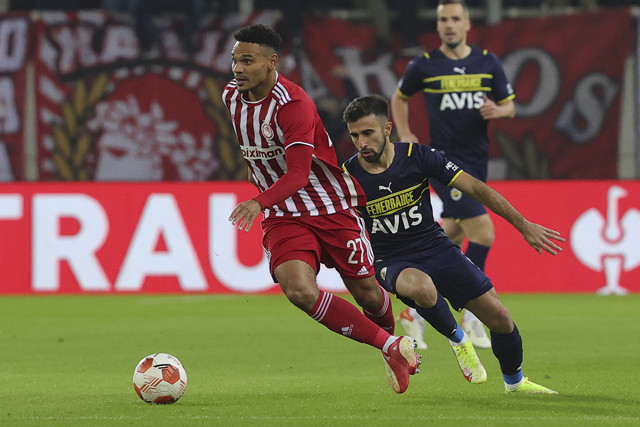 Olympiakos Fenerbahçe maçı golleri ve geniş özeti - Resim: 1