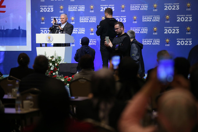 Erdoğan partililere telefonla seslendi: İstanbul'un yeniden sahibini bulması lazım - Resim: 0