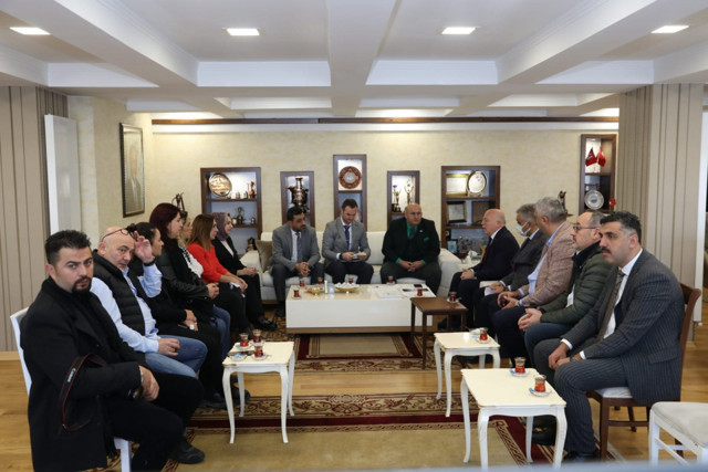 Erzurum Büyükşehir Belediye Başkanı Mehmet Sekmen, TİGAD heyetini kabul etti - Resim: 0