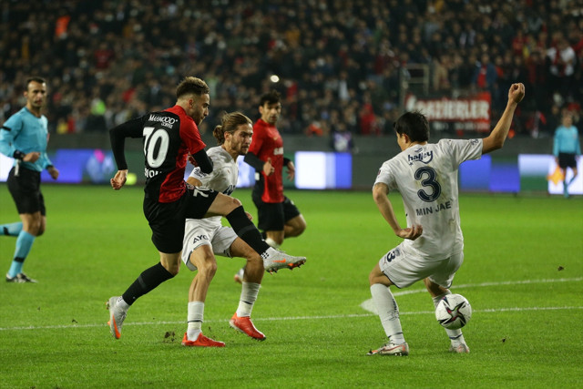 Gaziantep FK Fenerbahçe maçı golleri ve geniş özeti - Resim: 1