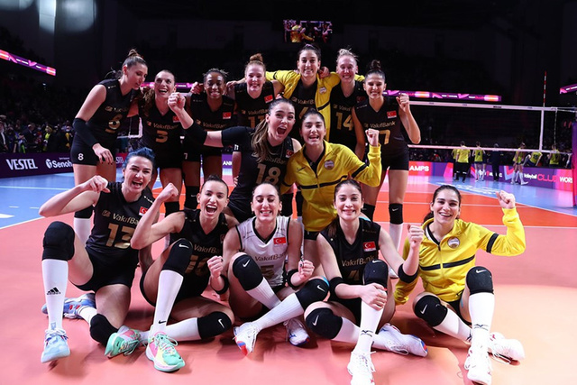 VakıfBank 4. kez Dünya Şampiyonu oldu - Resim: 1