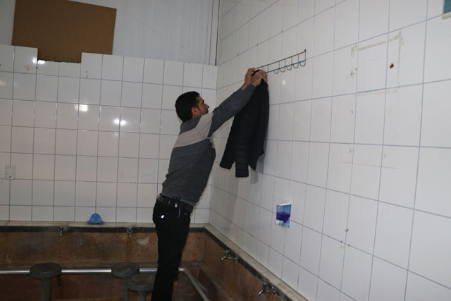 Çalınan 10 bin dolarına kavuşan pazarcı isyan etti: Kur düştü, zararım 60 bin TL - Resim: 0