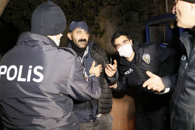 Eşi otele erkekle girdi deyip yüzünü bıçakla yaralamıştı gerçek bambaşka çıktı - Resim: 1