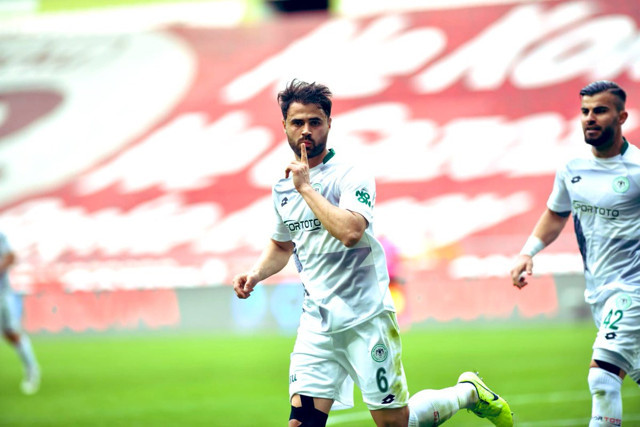 Futbolcu Ahmet Çalık trafik kazasında öldü! Nişanlıydı evlilik tarihi almaya gidiyormuş - Resim: 2