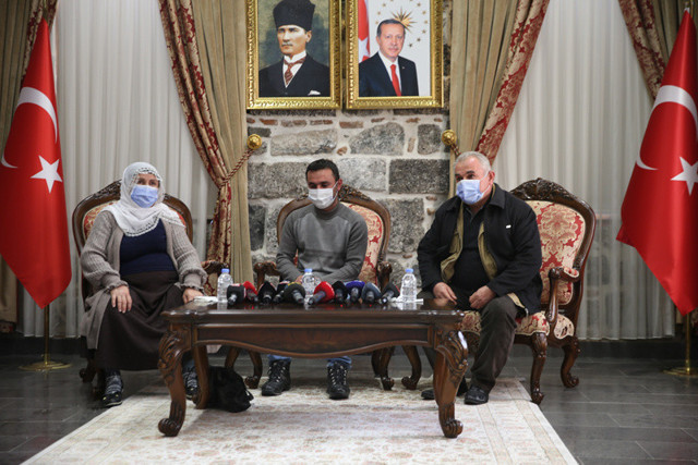 Diyarbakır annelerinin eylemi sayesinde bir aile daha evladına kavuştu - Resim: 0