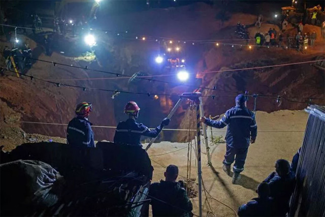 Fas'ta düştüğü 32 metrelik kuyudan 5 gün sonra çıkarılan Rayyan kurtarılamadı - Resim: 1