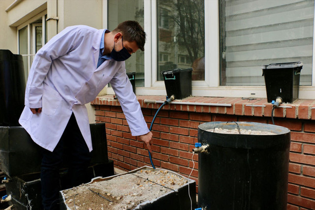 Eskişehir'de bilim insanları arıtılan atık sudan sera için elektrik üreten sistem geliştirdi - Resim: 0