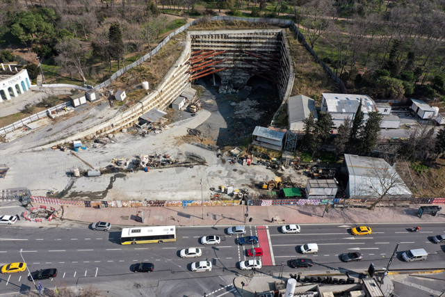 İstanbul'da trafiği rahatlatacak Dolmabahçe-Levazım Tüneli'nin inşaatı atıl durumda bekletiliyor - Resim: 0