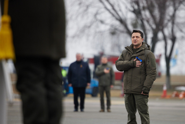 NATO duyurdu Ukrayna bugün işgali bekliyor! Halk eve kapandı Zelenskiy'den açıklama - Resim: 0