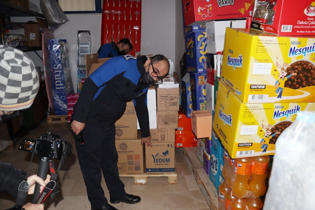 Marketlere ayçiçek yağı baskını! A101 Yudum yağı stoklamış rafı boş depo dolu - Resim: 1