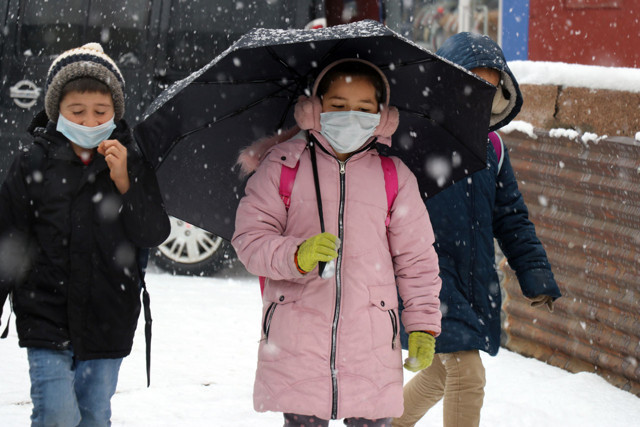 10 Mart Perşembe 11 Mart cuma günü okulların tatil olduğu iller Bursa, İstanbul, Sakarya, Kocaeli... - Resim: 0