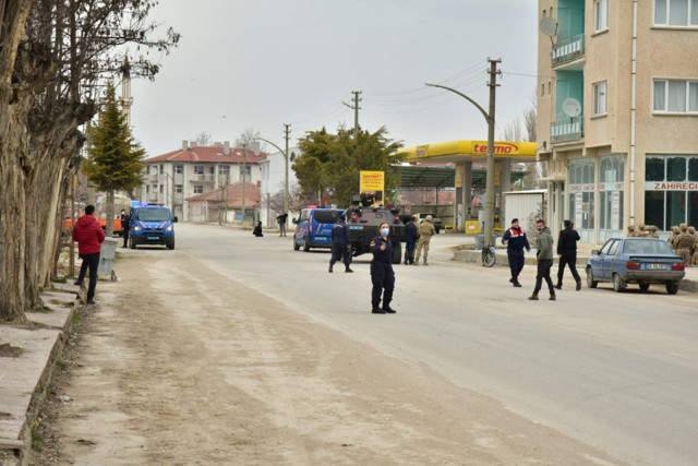 Eskişehir'de rehine dehşeti! İkna edilemeyen şüpheli vurularak yakalandı - Resim: 0
