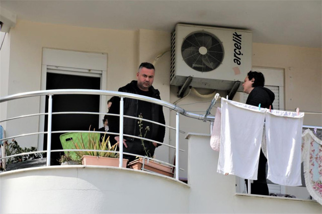 Antalya'da banyoya giren kadın kocasını ölü buldu - Resim: 1