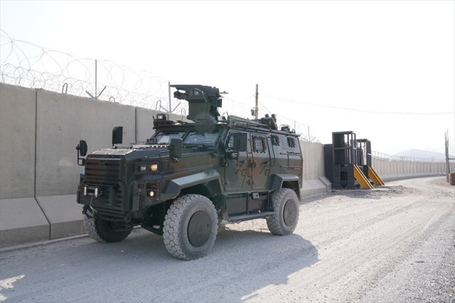Türkiye sınır güvenliğini en üst düzeye çıkarıyor! En riskli 1028 kilometrelik bölüme duvar örüldü - Resim: 0