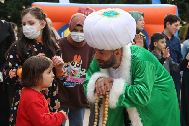 Deniz Feneri Başkanı Mehmet Cengiz’den, Yıldız Holding’e teşekkür - Resim: 2