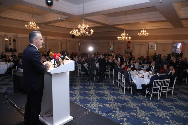 Bursa Büyükşehir Belediye Başkanı Alinur Aktaş Bursalı işadamları ile buluştu - Resim: 2